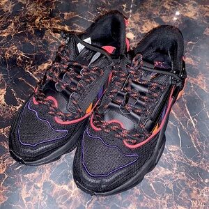 Adidas Mens Size 5.5 Ozweego Zip Chinese New Year Pack Running Shoes Q47187